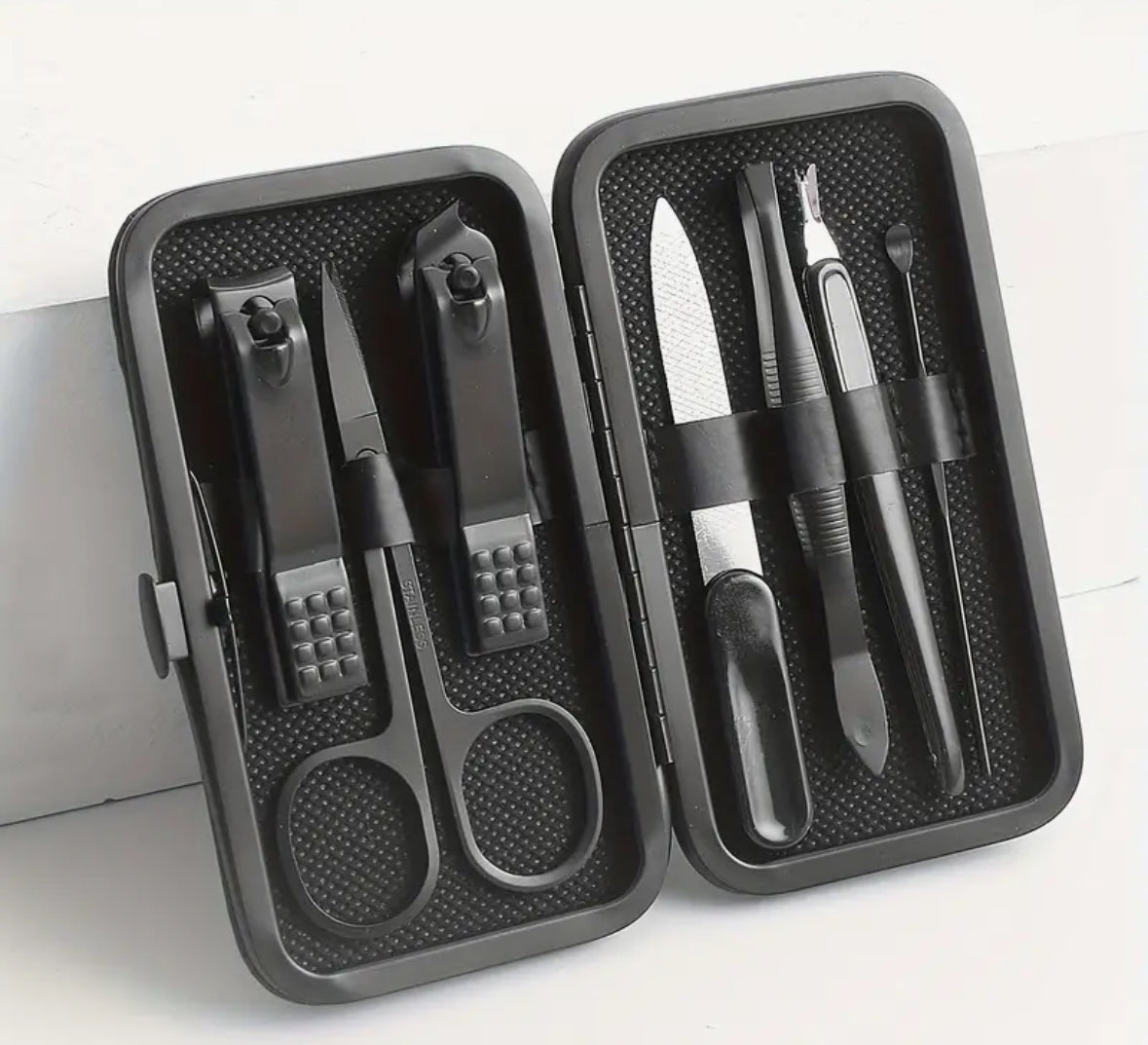 7pcs Compact Manicure Kit | Dreamscape