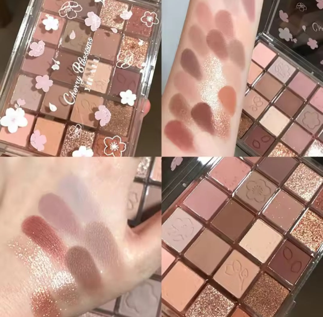 20-Color Eyeshadow Palette – A Perfect Blend of Pearlescent and Matte Shades for Silky, Shiny, and Long-Lasting Eye Makeup. Ideal for Enhancing Beauty with Stunning, Versatile Looks